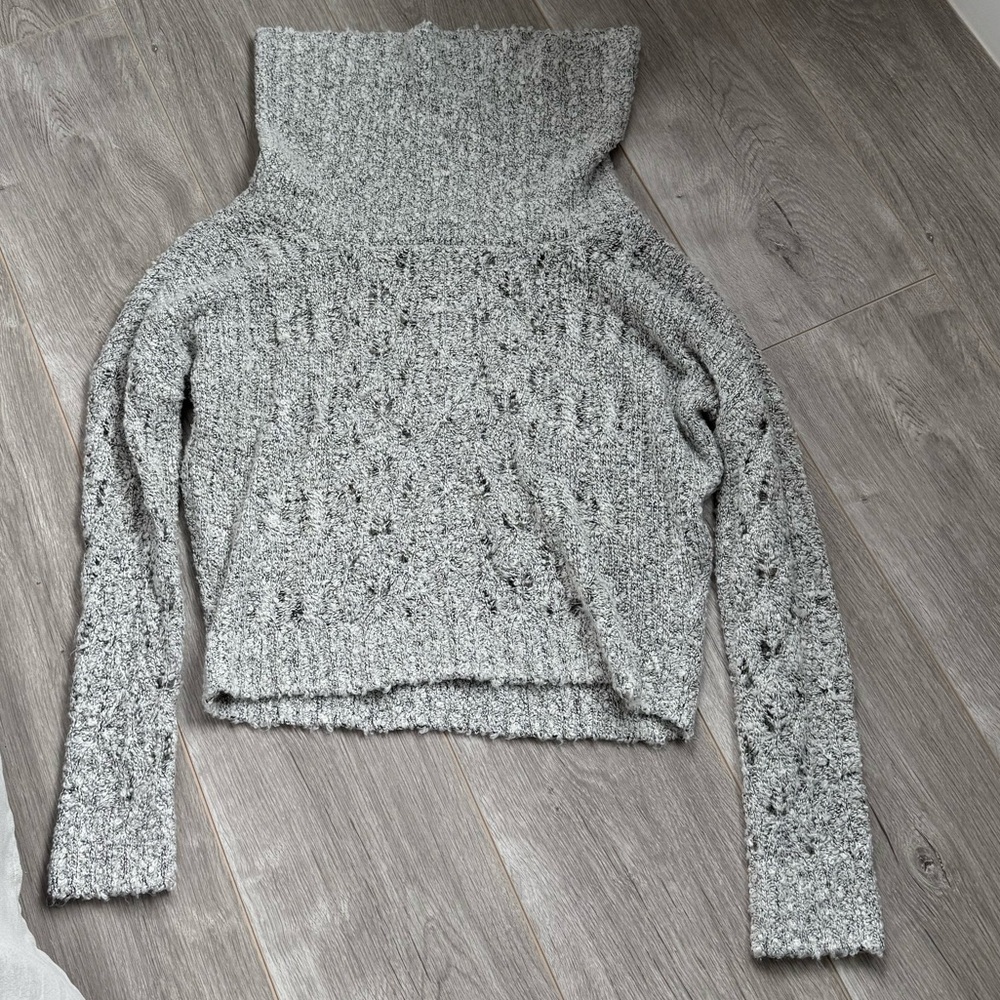 Medium Sanctuary Sweater